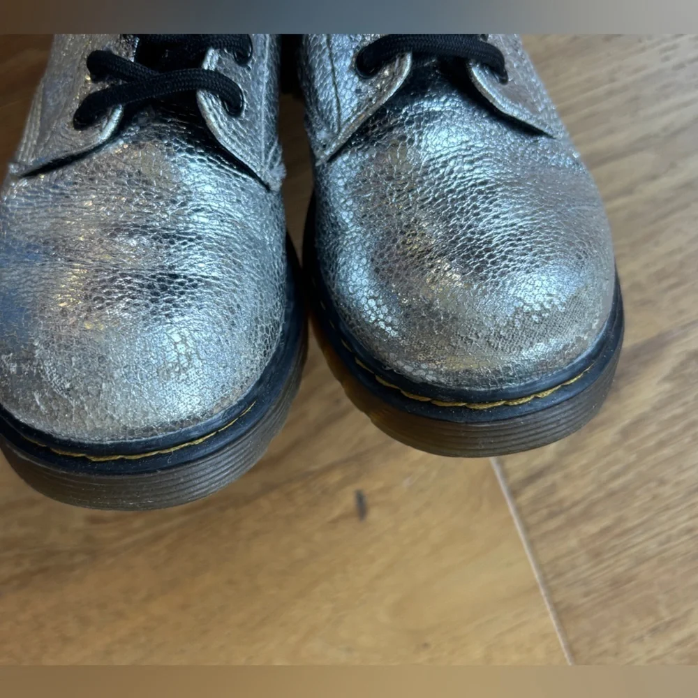Dr Martens 1460 Silver Crinkle Metallic Boots Toddler Size 11